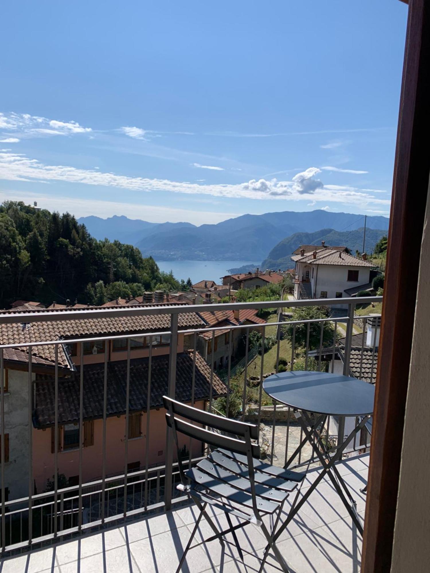 Casa Savina - Stupenda Vista Lago E Monti Plesio Zewnętrze zdjęcie